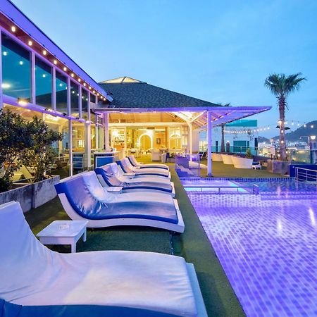 Patong Sira Grande Hotel & Spa מראה חיצוני תמונה