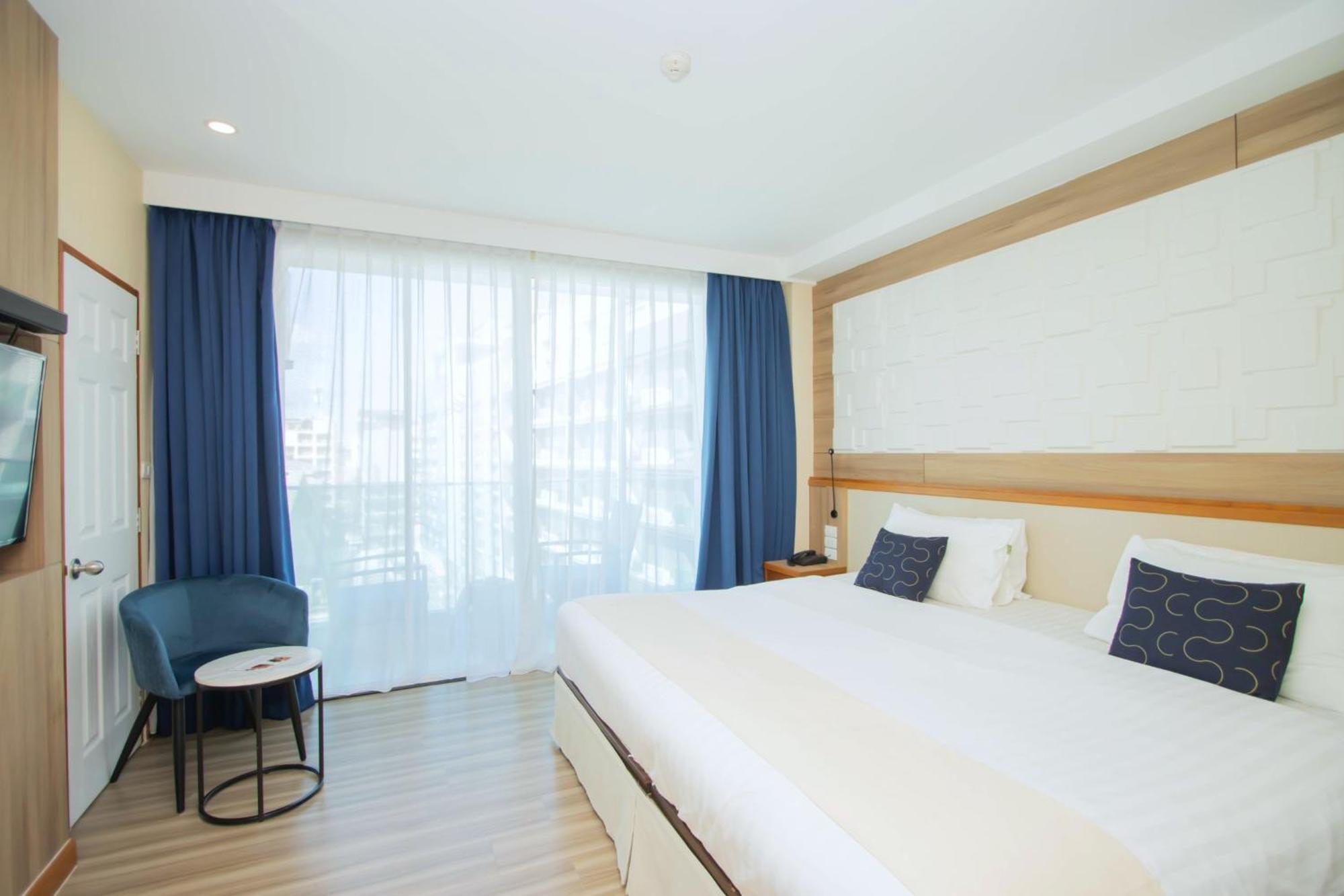 Patong Sira Grande Hotel & Spa מראה חיצוני תמונה