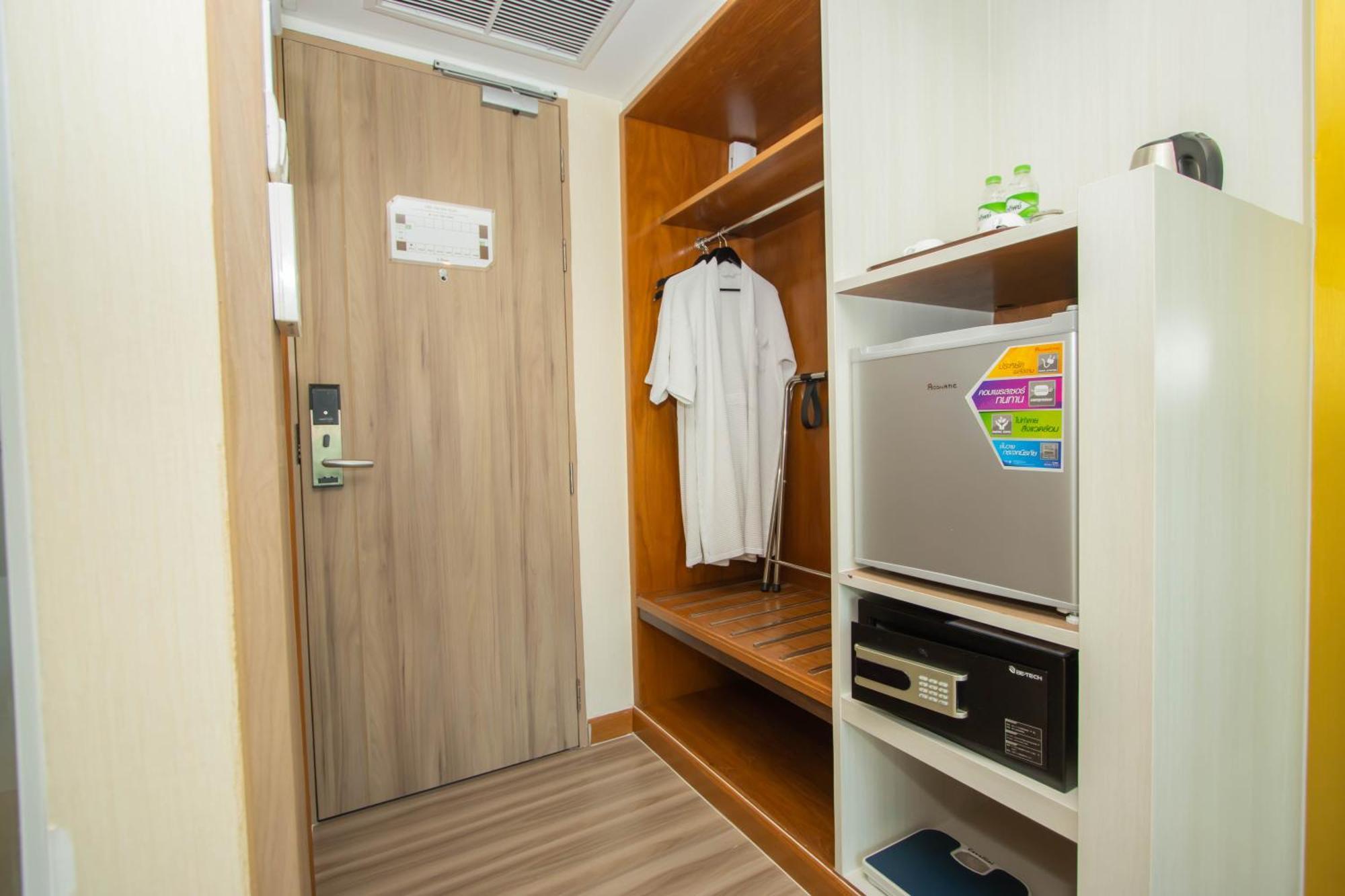 Patong Sira Grande Hotel & Spa מראה חיצוני תמונה