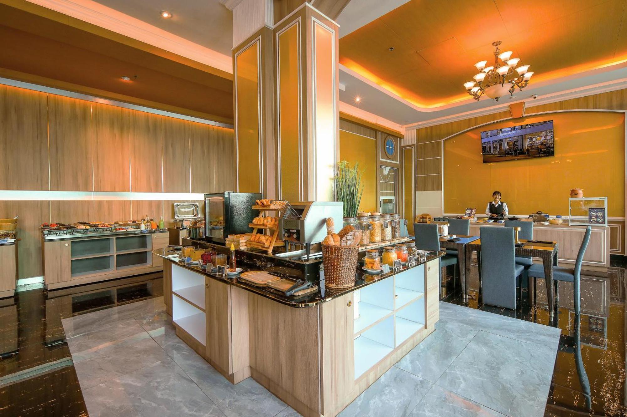 Patong Sira Grande Hotel & Spa מראה חיצוני תמונה