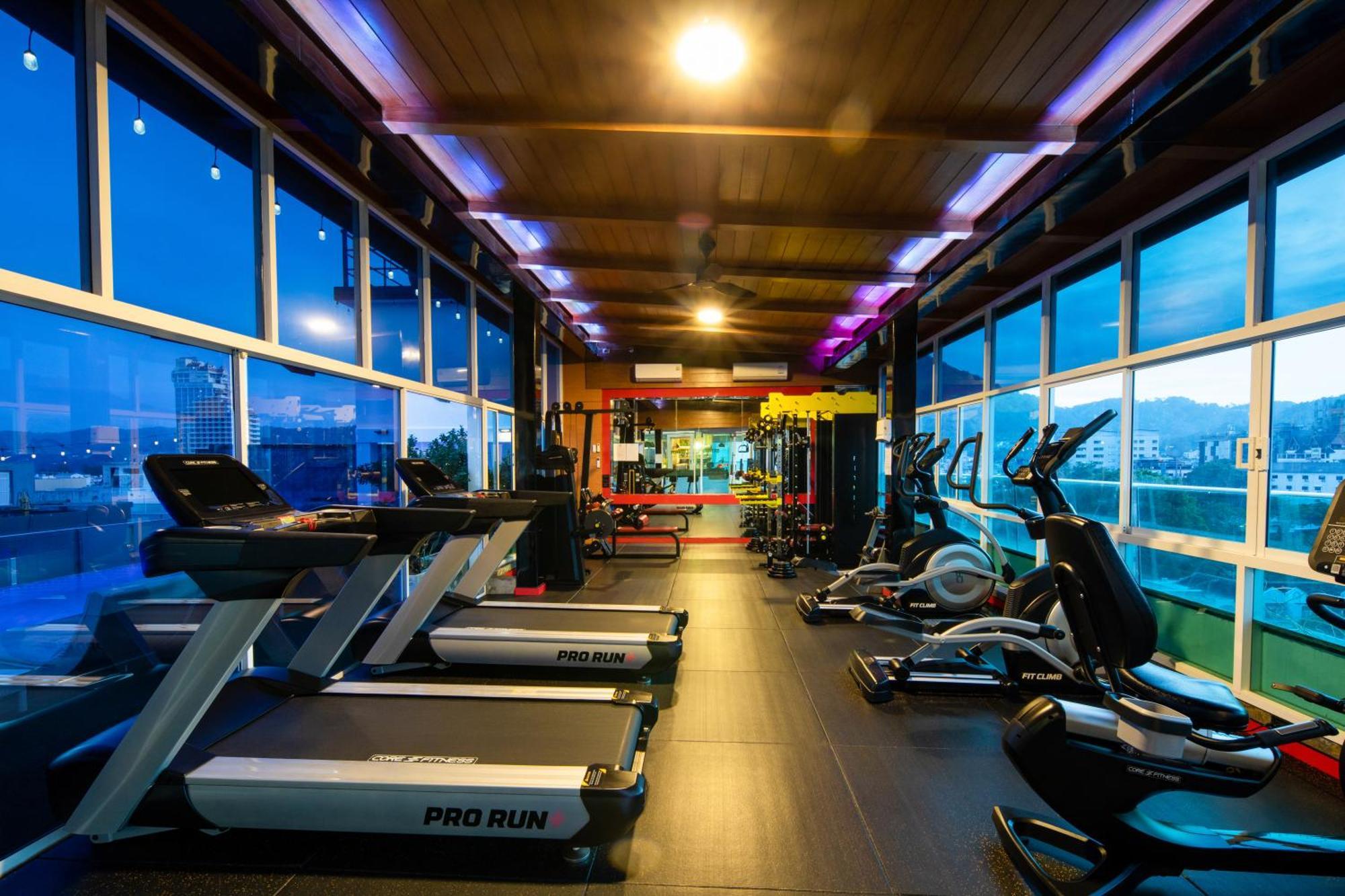 Patong Sira Grande Hotel & Spa מראה חיצוני תמונה