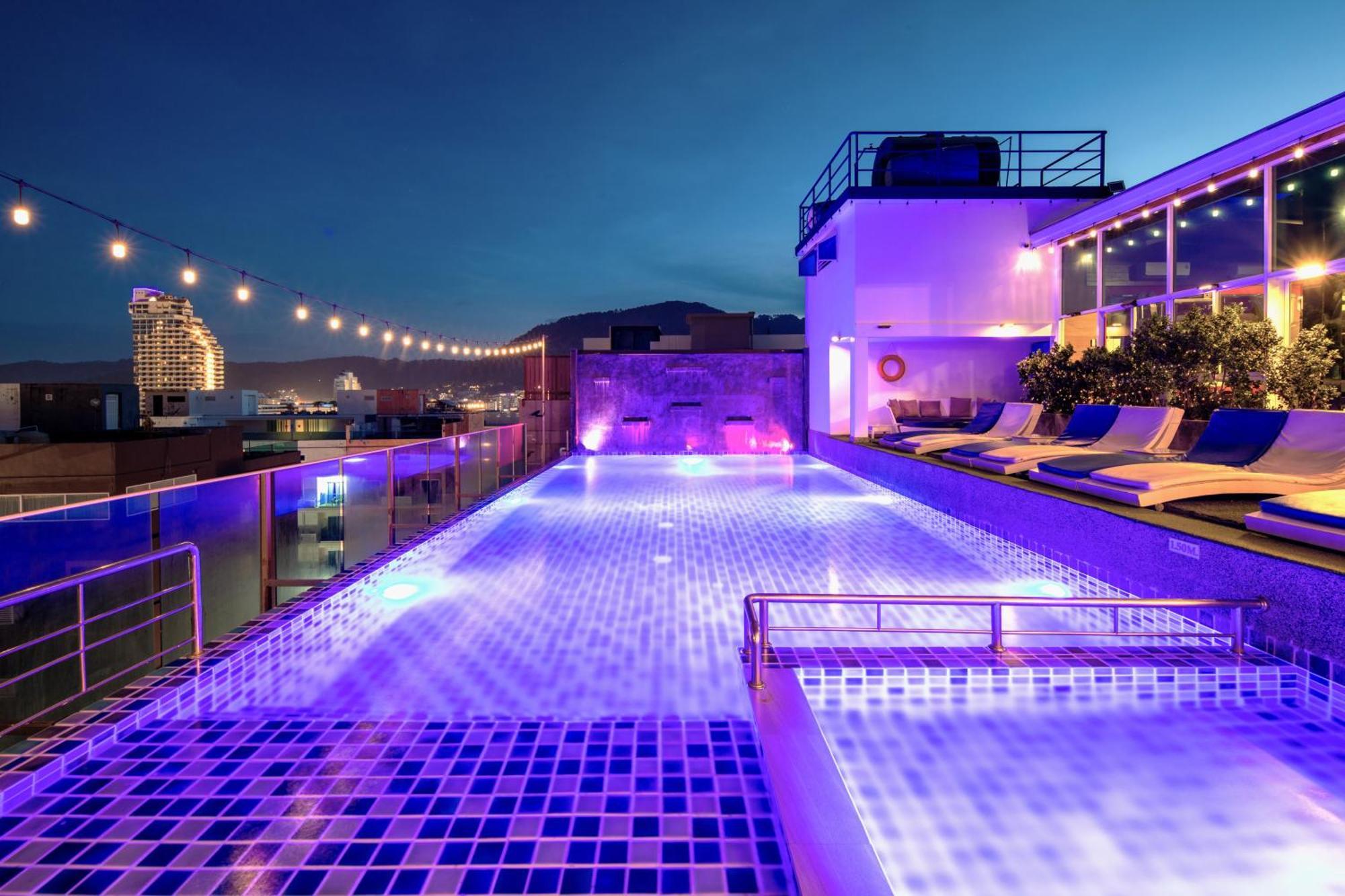 Patong Sira Grande Hotel & Spa מראה חיצוני תמונה