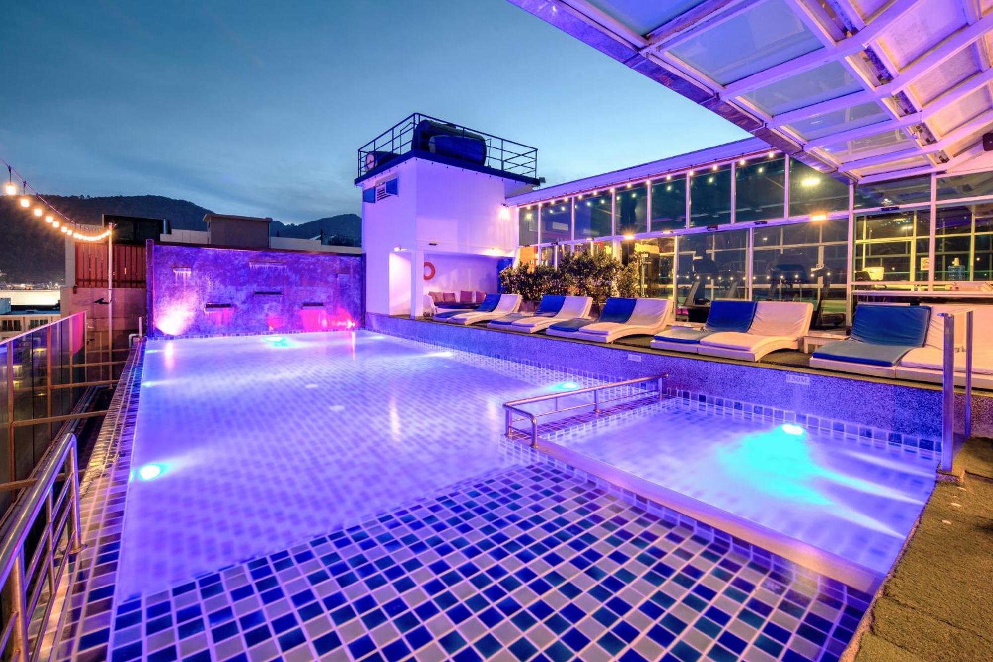 Patong Sira Grande Hotel & Spa מראה חיצוני תמונה