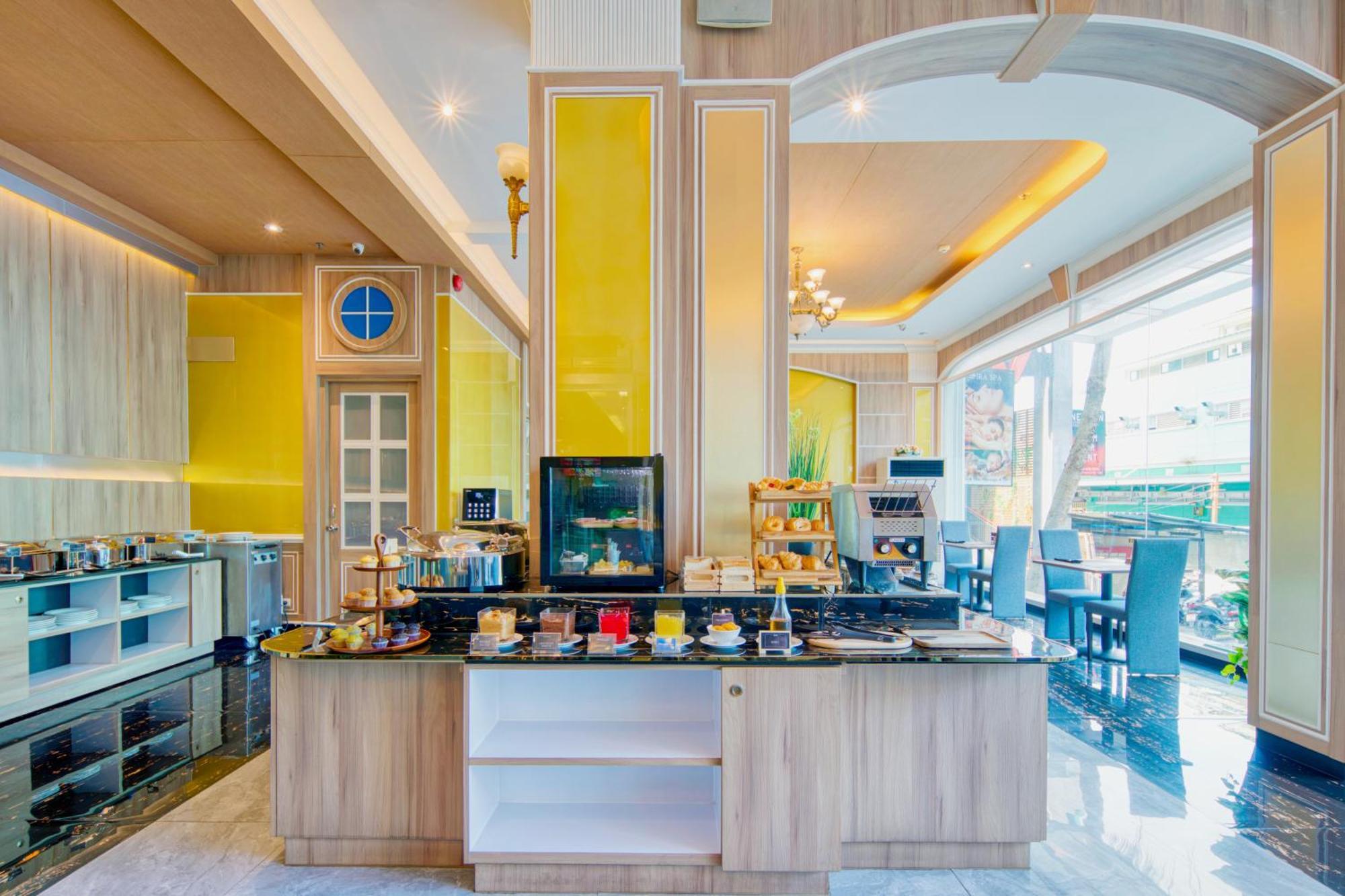 Patong Sira Grande Hotel & Spa מראה חיצוני תמונה