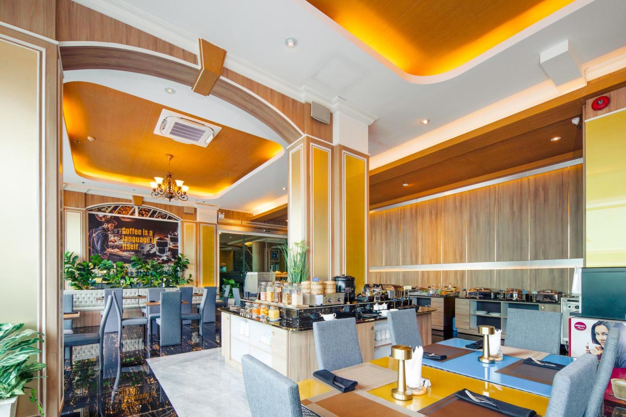 Patong Sira Grande Hotel & Spa מראה חיצוני תמונה